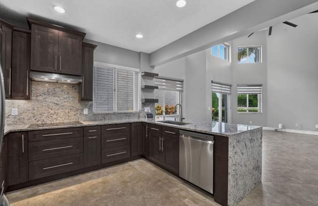 17626 TIFFANY TRACE Drive Gallery 1
