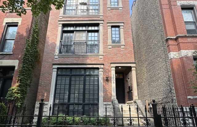 1908 N Sheffield Avenue Gallery 1