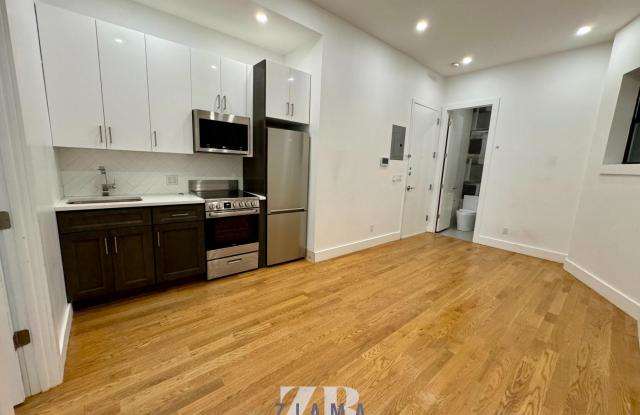 435 Dekalb Avenue Gallery 2