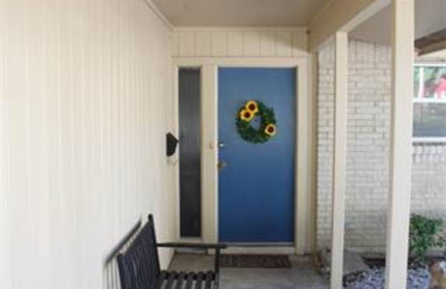 2821 Southgate Drive Gallery 2
