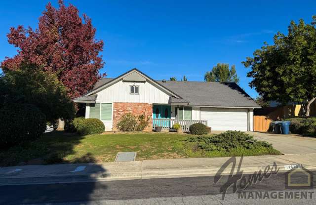 Homes Management - 3 bed, 2 bath home off Oak Hill - 1410 Kenora Street, Escondido, CA 92027