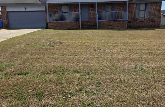 513 ROUNDTREE Drive photos photos