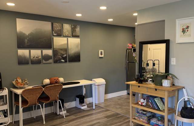6916 Lawnton Street - 2 Gallery 2