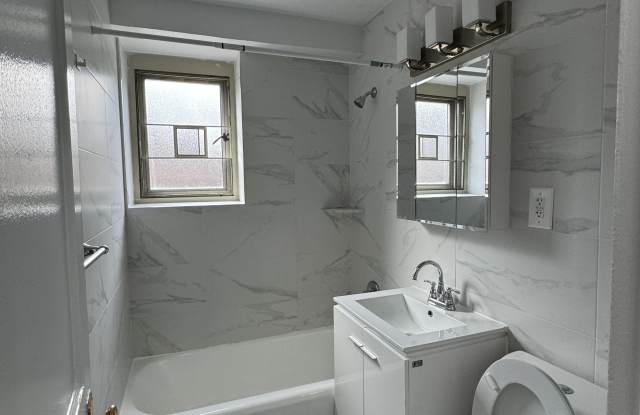 67-05 186th Ln photos photos