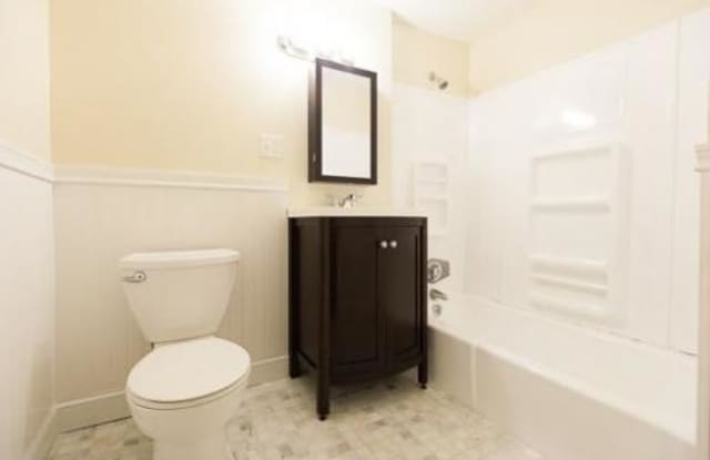 110 Paris St., #1 Gallery 2