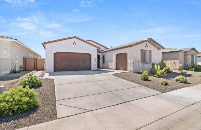 3237 E Craftsman Ln Gallery 2