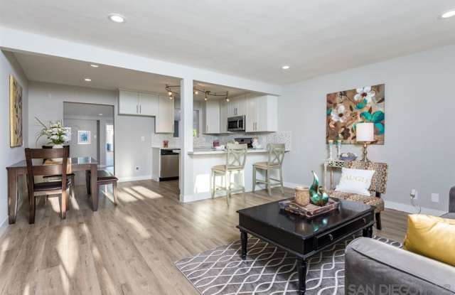 1816 South Clementine Gallery 3
