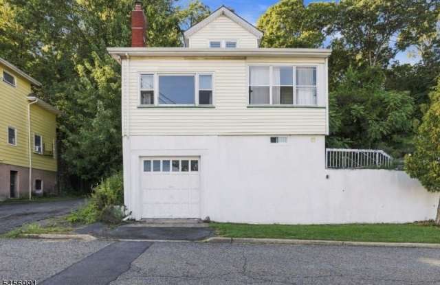 210 Barnert Ave Gallery 1