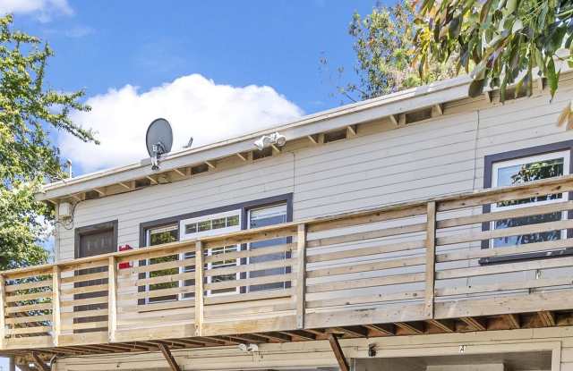 422 East Beach St. photos photos