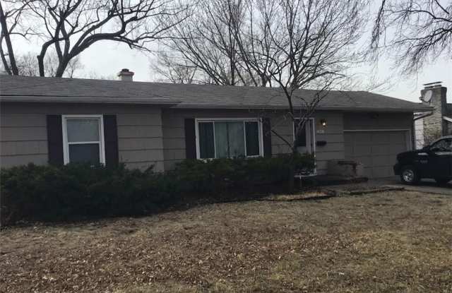 COMING SOON! - Newly Renovated 3Bd, 2Bth in South KC photos photos