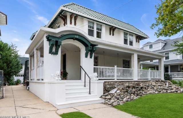 512 3rd Avenue photos photos