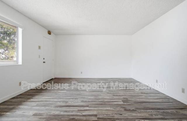 1292 Holly Ave Gallery 2