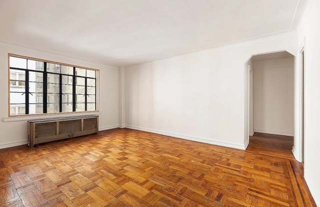135 E 39th St Apt 5E Gallery 2