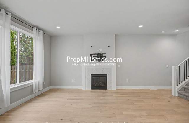 Modern Four Bedroom Home in SW Gresham! Gallery 3