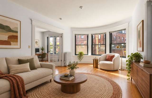 5 Winchester St. Gallery 1
