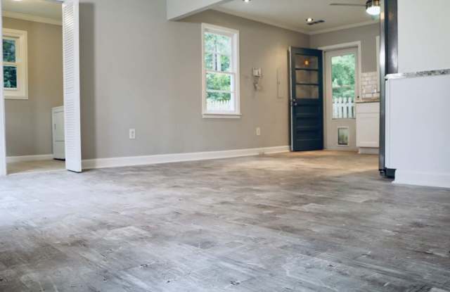 6010 Austin Dr Sw Gallery 3