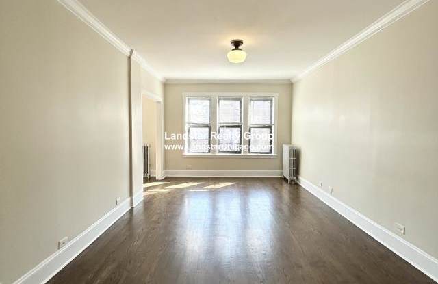 1360-64 E 52nd St - 1360 East 52nd Street, Chicago, IL 60615