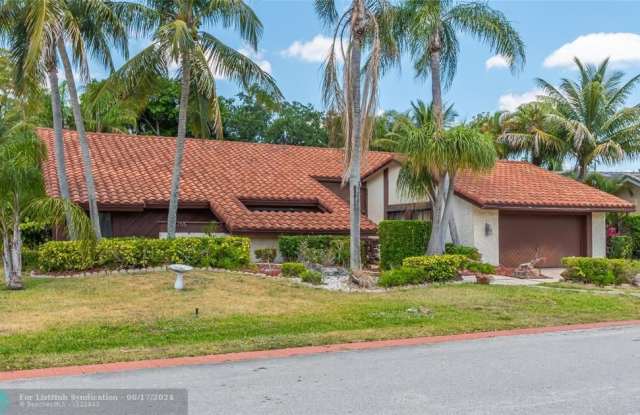7551 Black Olive Way - 7551 Black Olive Way, Tamarac, FL 33321