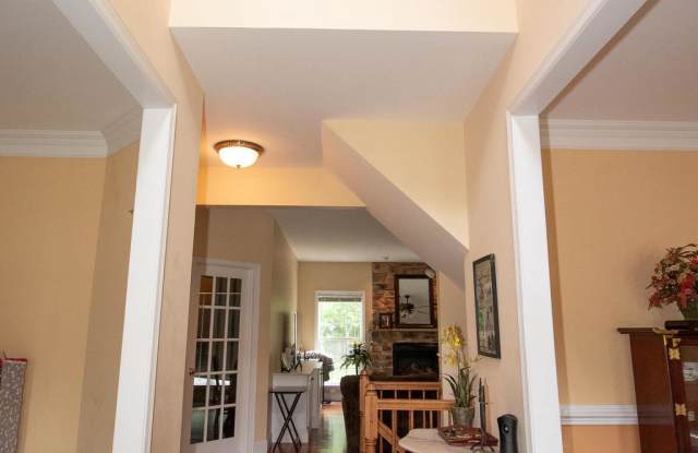 12157 CHESHIRE COURT Gallery 3