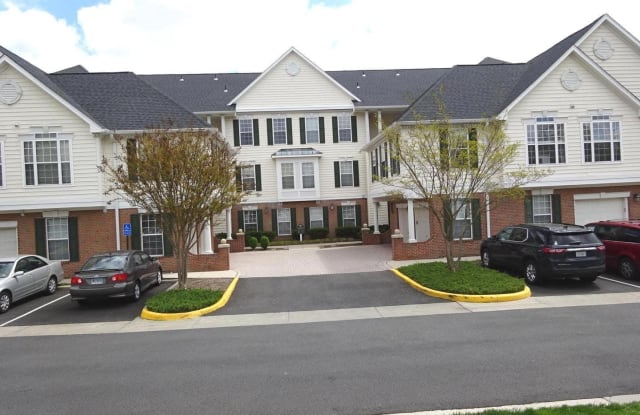25340 LAKE MIST SQUARE - 25340 Lake Mist Square, South Riding, VA 20152