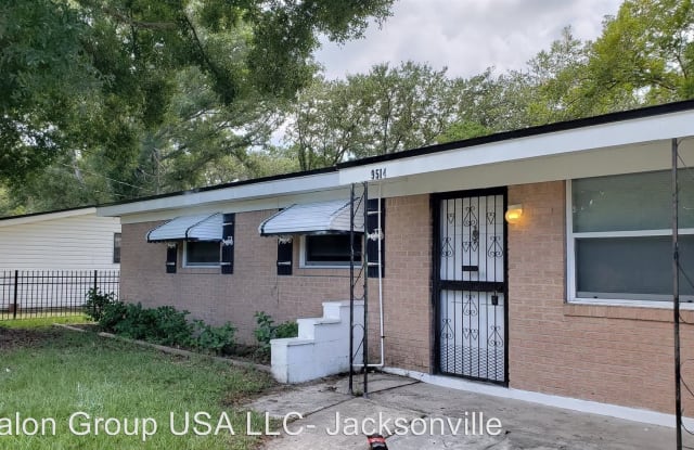 9514 Gisborne Dr - 9514 Gisborne Drive, Jacksonville, FL 32208