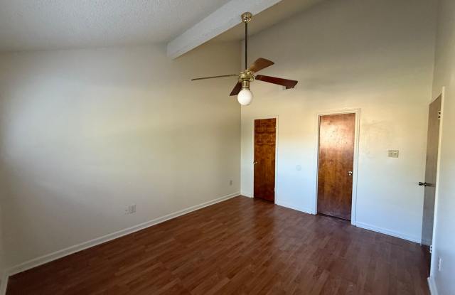 Beautiful and spacious townhome with cathedral ceilings. Ready for you to make it home. - 8216 Governor Drive, Gardere, LA 70820 Beautiful and spacious townhome with cathedral ceilings. Ready for you to make it home. - 8216 Governor Drive, Gardere, LA 70820