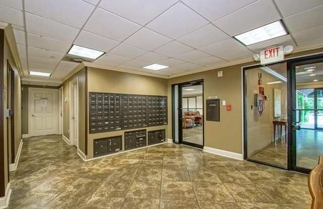 500 LAKE MARINA Drive Gallery 4