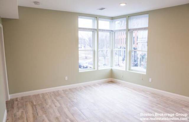 10 Roxbury St. photos photos