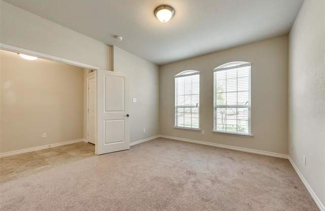 1928 Abby Creek Drive Gallery 4
