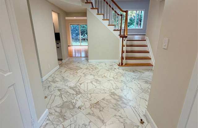 8 SAGAMORE Way S Gallery 2