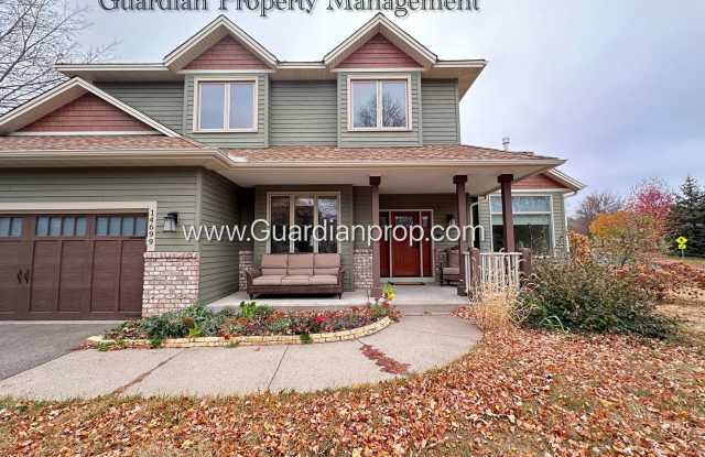 Well Maintained Prior Lake SFH, Large Deck, Fireplace, 2 Car Attached Garaged - 14699 Coachman Court, Prior Lake, MN 55372