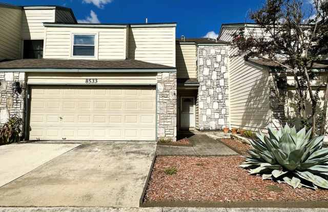 8533 ECHO CREEK LN Gallery 1