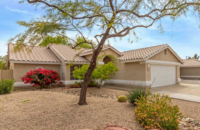 Customized home with lots of upgrades and NO HOA! photos photos