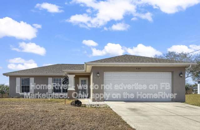 4100 NE 15th Pl photos photos