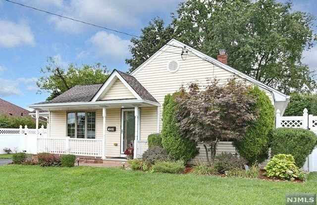 16-62  Elliott Terrace - 16-62 Elliott Terrace, Fair Lawn, NJ 07410