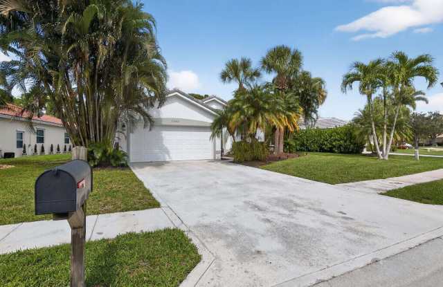 7280 SE MAGELLAN Lane Gallery 2