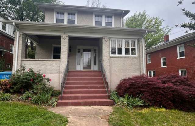 Charming 3 BR home minutes from Greenway & Hospital! photos photos