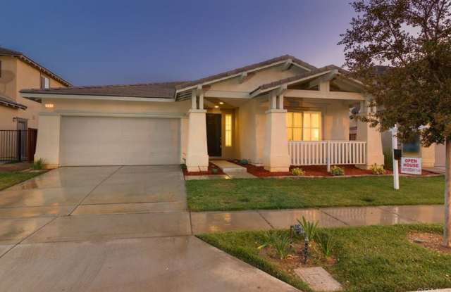 A beautiful House 3 bd/ 3 full ba in Escondido photos photos