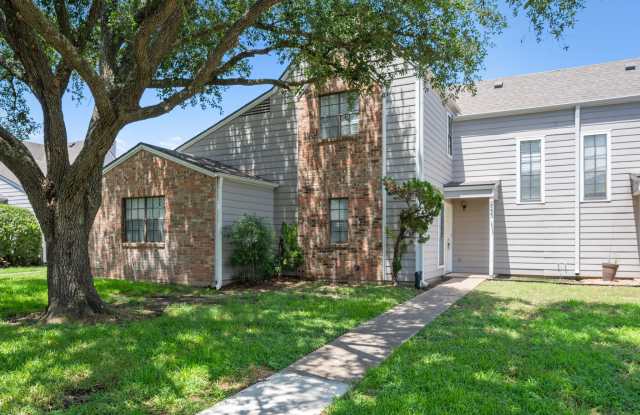 2533 Cross Timbers photos photos