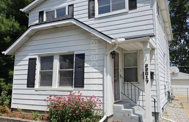 Rare 4-Bedroom Gem in St. Clair Shores - Walkable to the Grosse Pointes! photos photos Rare 4-Bedroom Gem in St. Clair Shores - Walkable to the Grosse Pointes! photos photos