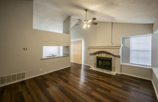 4056 MYSTIC SUNRISE DR Gallery 4