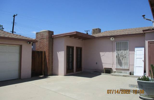 1 Bedroom, 1 Bathroom Back Unit photos photos
