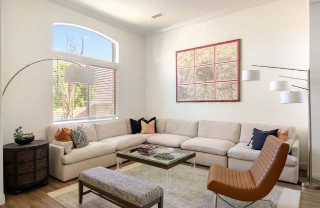 Furnished 4BR Pool Home in North Palm Desert, Monthly Rental Gallery 3
