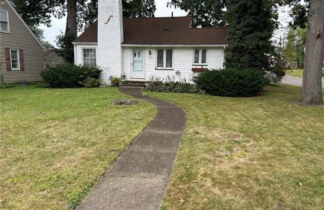 3736 10th Street SW photos photos
