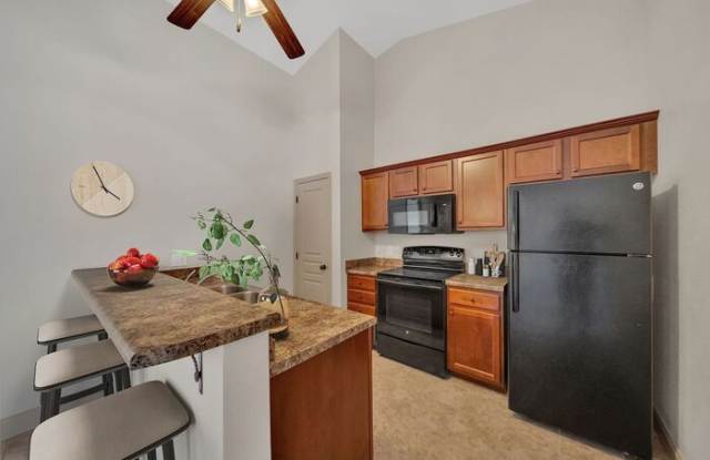 205 Stemwinder Lane Gallery 2