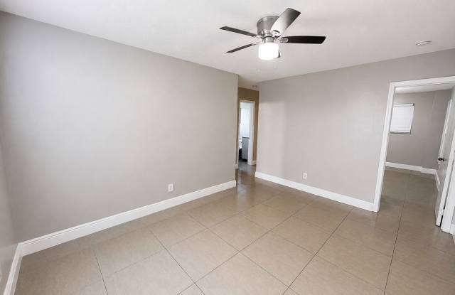 811 NW 6 Avenue - 4 Gallery 4