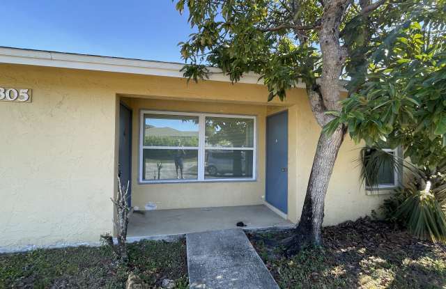 2305 SE 6th Ln Apt A photos photos 2305 SE 6th Ln Apt A photos photos