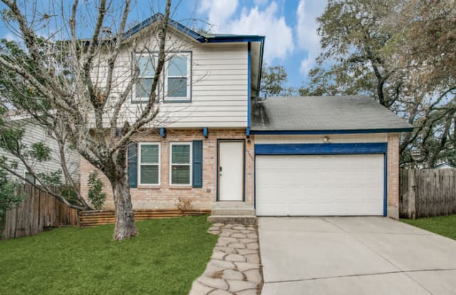 12851 Hunting Bear - 12851 Hunting Bear, San Antonio, TX 78249