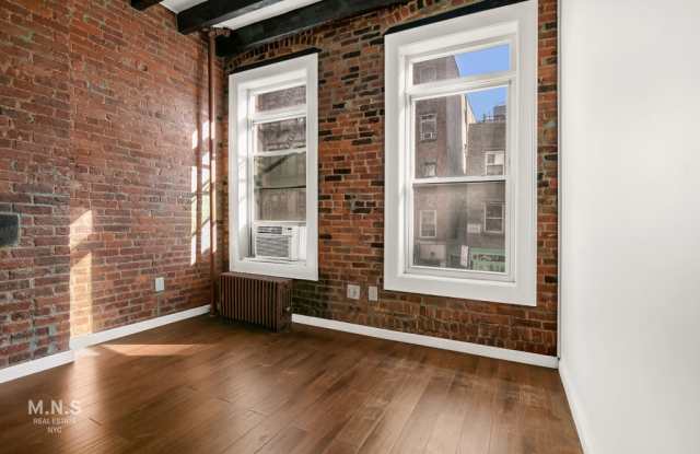189 Hester Street Gallery 3