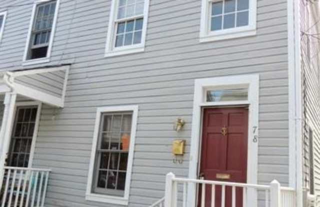 78 CHARLES Street Gallery 1